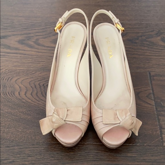 Prada Blush Classic heel - Picture 2 of 4